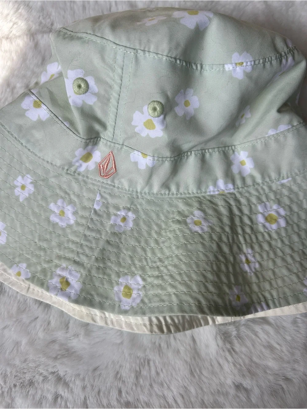 Volcom Daisy Floral Print Reversible Bucket Sun Hat for Women